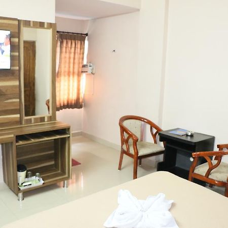 Hotel Akshaya Visakhapatnam Extérieur photo